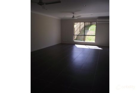 Property photo of 2/14 Sunset Drive Jubilee Pocket QLD 4802