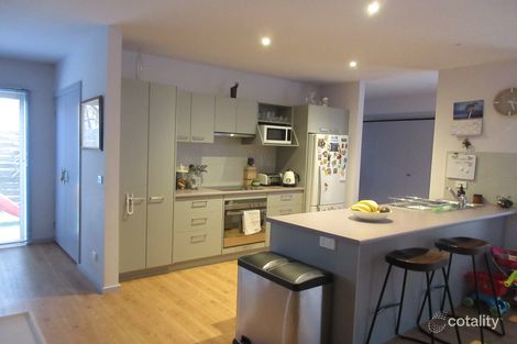 Property photo of 21 Clapperton Street Bentleigh VIC 3204