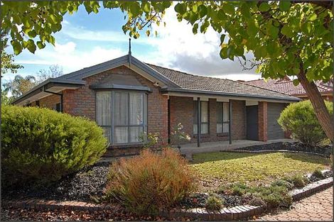 15 Oakdale Dr, Gilles Plains, SA 5086