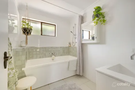 Property photo of 118 Plateau Crescent Carrara QLD 4211