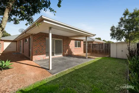 Property photo of 12 Textel Street Doreen VIC 3754