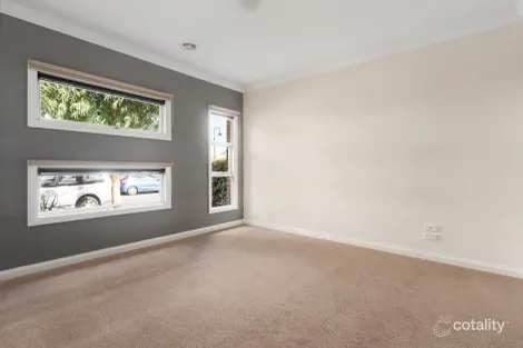 Property photo of 12 Textel Street Doreen VIC 3754