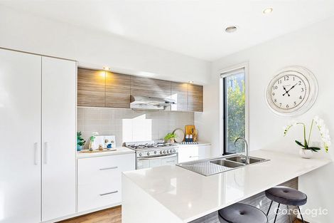 Property photo of 9 Berry Yung Avenue Burwood VIC 3125