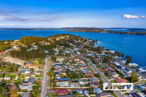 Property photo of 24 Carlisle Row Fishing Point NSW 2283