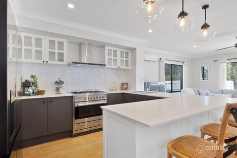 35 Kingfisher Dr, Bli Bli, QLD 4560