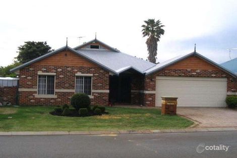 9 Dayana Ct, Redcliffe, WA 6104