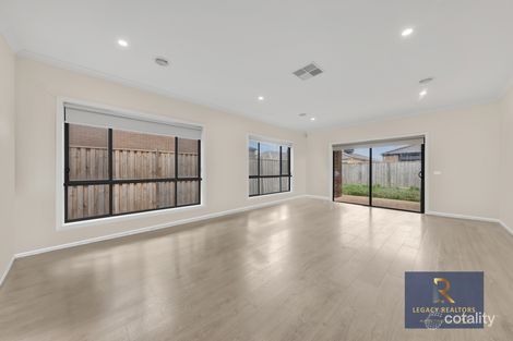 Property photo of 7 Thornton Grove Wyndham Vale VIC 3024