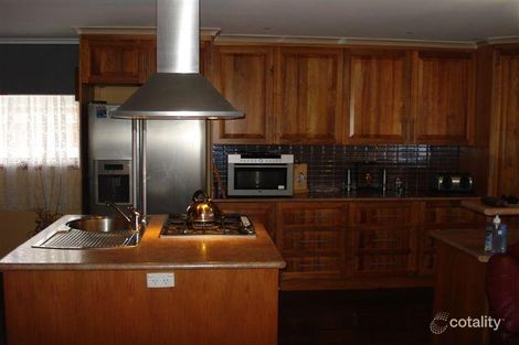 Property photo of 15 Conmurra Court Craigmore SA 5114