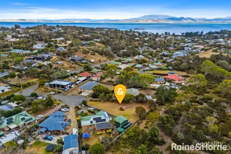 Property photo of 5 Fern Close Dodges Ferry TAS 7173
