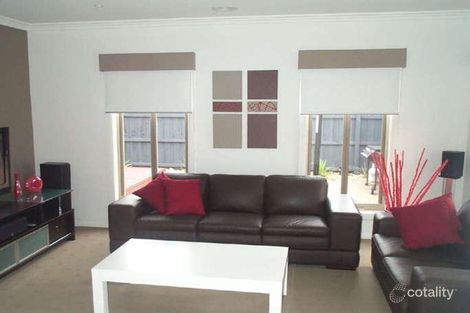 Property photo of 36 McGowan Drive Skye VIC 3977