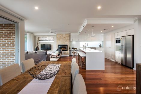 2 Sandpiper Rd, Stirling, WA 6021