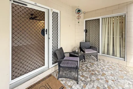 Property photo of 2/42 Cook Street North Ward QLD 4810