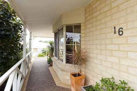 16 Hornpipe Ct, Yanchep, WA 6035