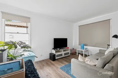 Property photo of 1/16 Ribbon Court Frankston North VIC 3200