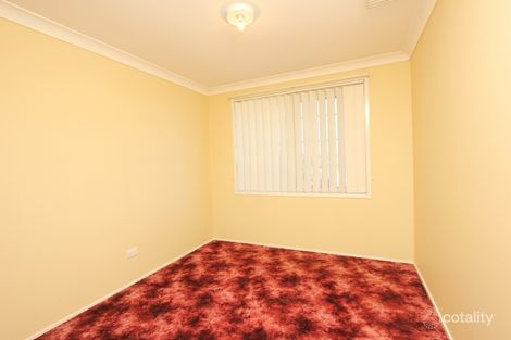 Property photo of 26 Olearia Crescent Warabrook NSW 2304