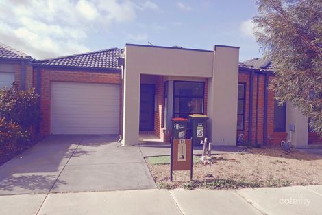 Property photo of 14 Tarrion Rise Craigieburn VIC 3064