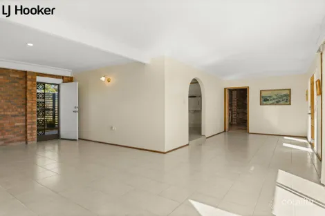 Property photo of 16 Bailey Avenue Greenwell Point NSW 2540