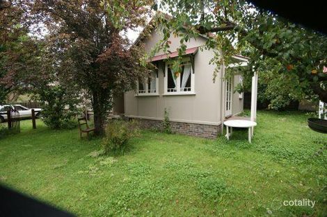 Property photo of 2/82 Mann Street Armidale NSW 2350