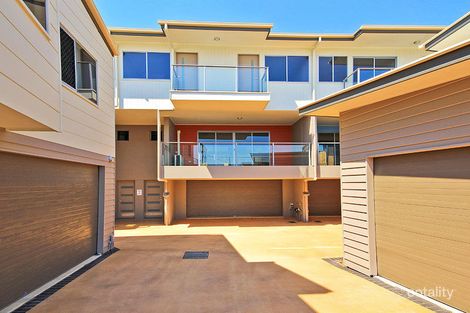 2/46 Embie St, Holland Park West, QLD 4121