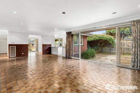 Property photo of 12 Birkenhead Drive Kilsyth VIC 3137