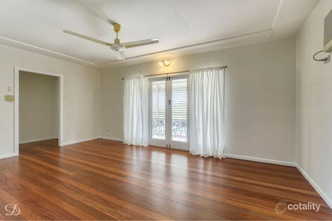 Property photo of 10 Alwyn Street Stafford Heights QLD 4053