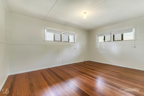Property photo of 10 Alwyn Street Stafford Heights QLD 4053