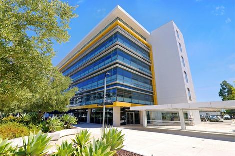 54/3 Barry Marshall Pde, Murdoch, WA 6150