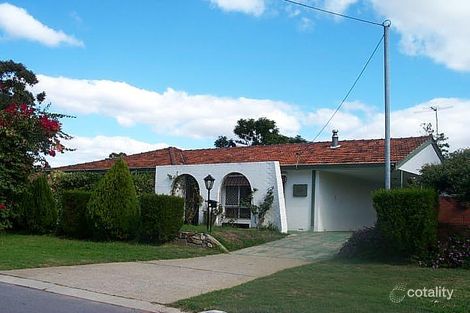 96 Connemara Dr, Thornlie, WA 6108