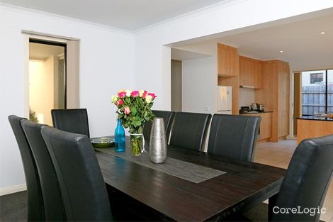 Property photo of 73 Sovereign Manors Crescent Rowville VIC 3178