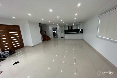 Property photo of 9 Oakdale Place Cartwright NSW 2168