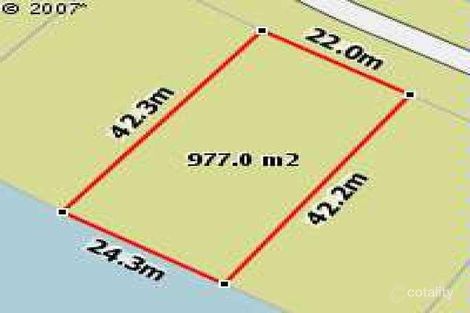 Property photo of 121 Sir Bruce Small Boulevard Benowa QLD 4217