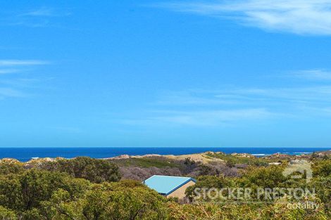 Property photo of 2 Freycinet Way Gnarabup WA 6285