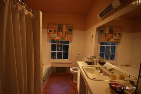 Property photo of 2 Apple Tree Hill Drive Armidale NSW 2350