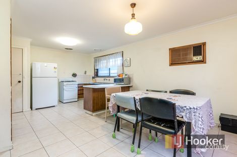 Property photo of 16 Glenwood Court Cranbourne VIC 3977