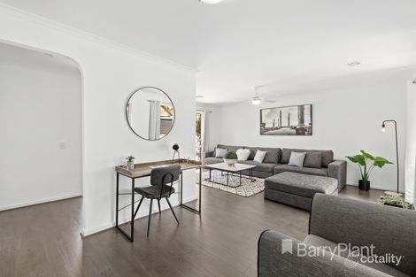 Property photo of 5 Howitt Court Werribee VIC 3030