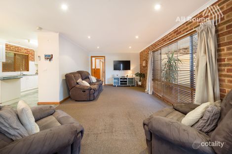 Property photo of 10 Livingstone Court Lavington NSW 2641