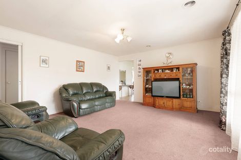 Property photo of 14 Rozel Avenue Wendouree VIC 3355