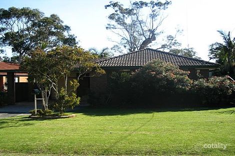 8 Trevally Ave, Chain Valley Bay, NSW 2259