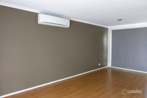 Property photo of 67 Bowman Drive Mill Park VIC 3082