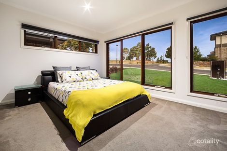 Property photo of 11 Nash Grove Doreen VIC 3754