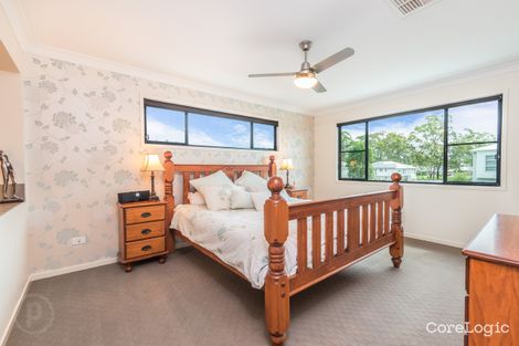 Property photo of 27 Feathertail Place Gumdale QLD 4154