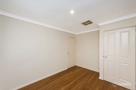 Property photo of 13 Glentrool Gardens Canning Vale WA 6155