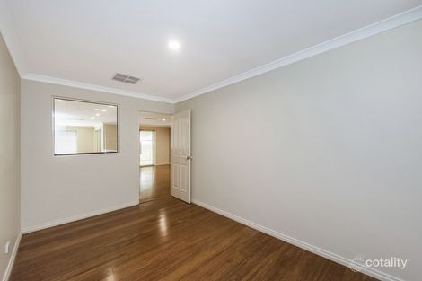 Property photo of 13 Glentrool Gardens Canning Vale WA 6155