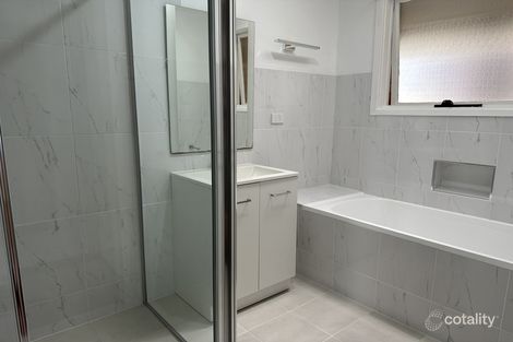 Property photo of 104 Bellevue Road Figtree NSW 2525