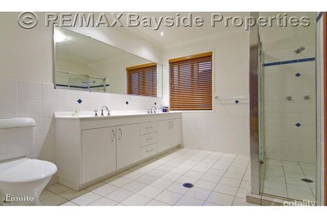 Property photo of 2 Lanaglen Drive Birkdale QLD 4159