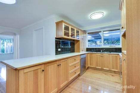 Property photo of 10 Charles Green Avenue Endeavour Hills VIC 3802