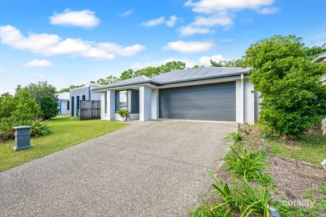 Property photo of 21 Warilla View Blacks Beach QLD 4740