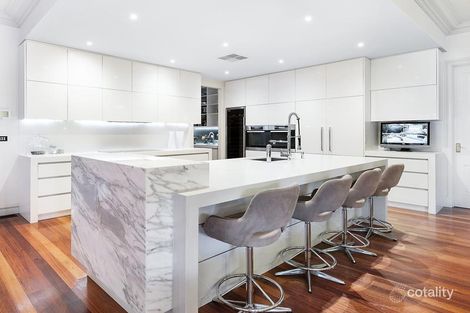 Property photo of 20 Oliver Court Mulgrave VIC 3170