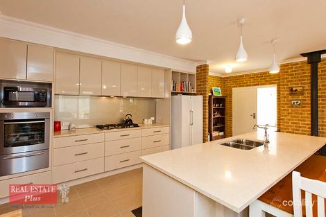 Property photo of 270 Mildura Road Mount Helena WA 6082