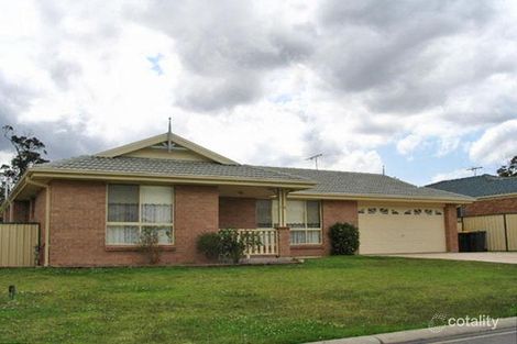 14 Albatross Ave, Cameron Park, NSW 2285